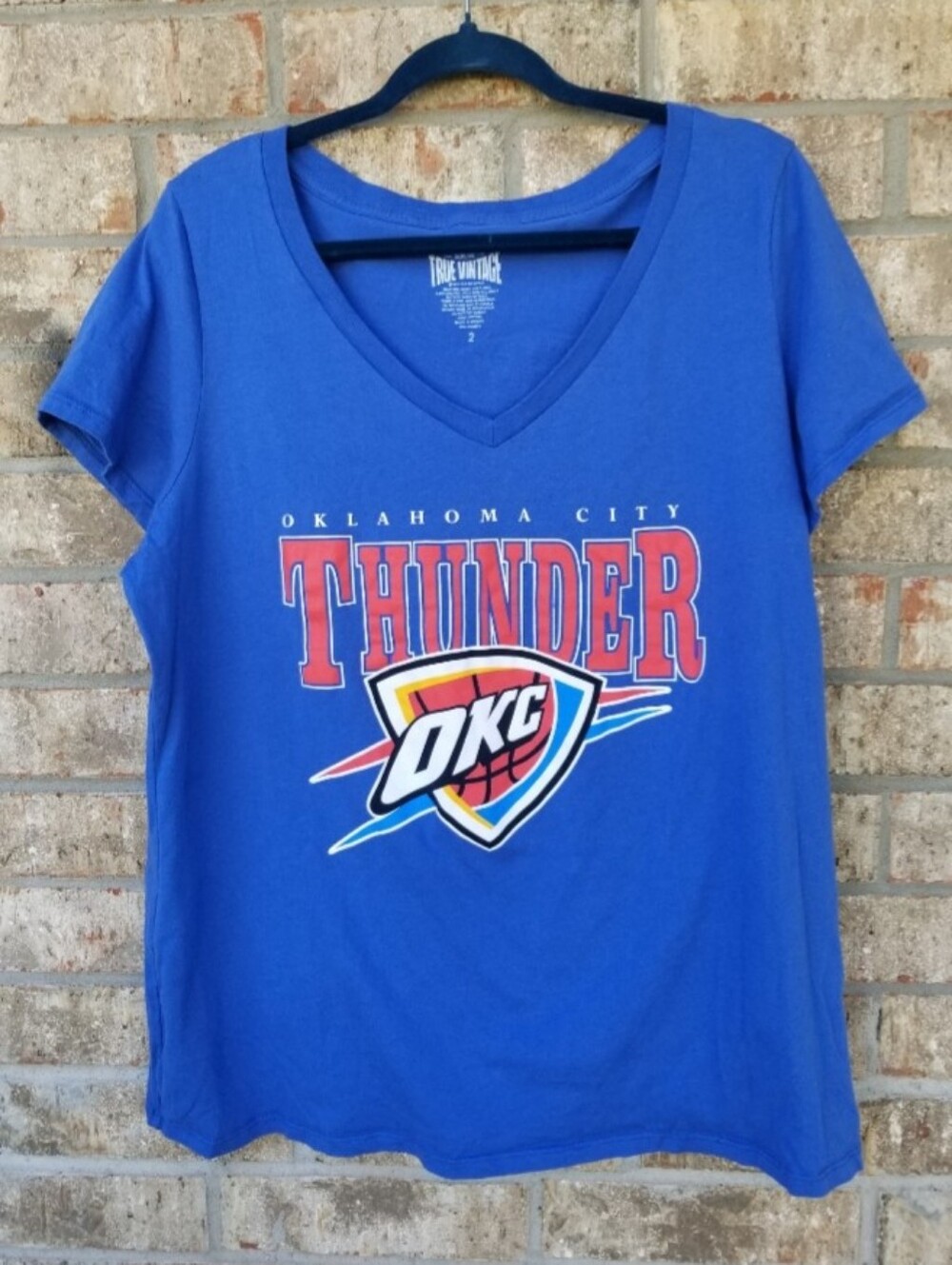 OKC Thunder BLUE Oklahoma City (Women XXL / 2X)TRUE VINTAGE T-Shirt V-Neck NBA